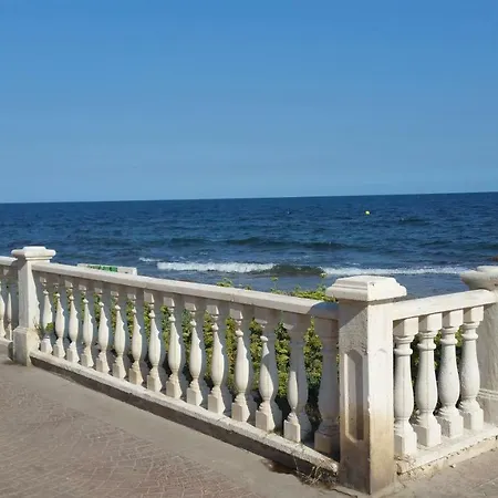 Апартаменты Homely Playa Acequion Торевьиа